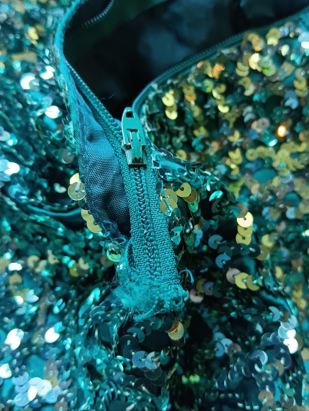 True Vintage Mike Benet Teal Full Sequin Beaded Formal Evening Gown USA, Size 6 - Picture 7 of 16